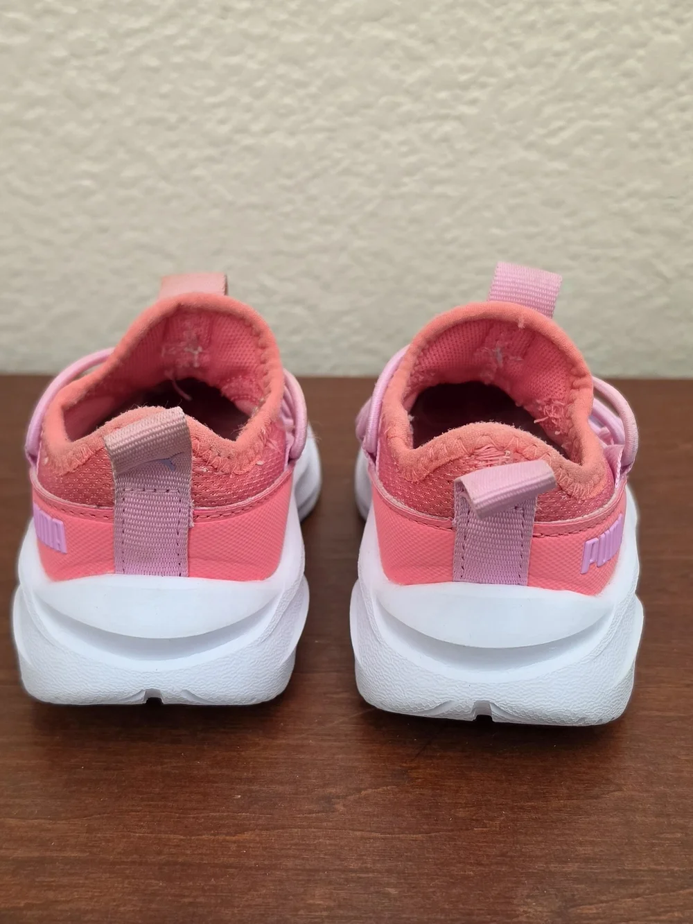 PUMA Kids Purple To Pink  Gradient Athletic Sneakers